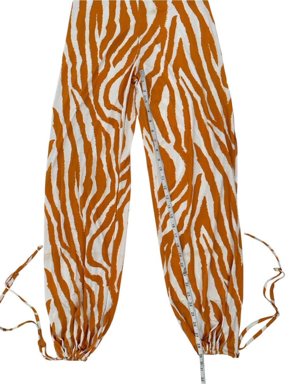 Goldtimeusa Orange & White Printed Jumpsuit - Picture 8 of 14